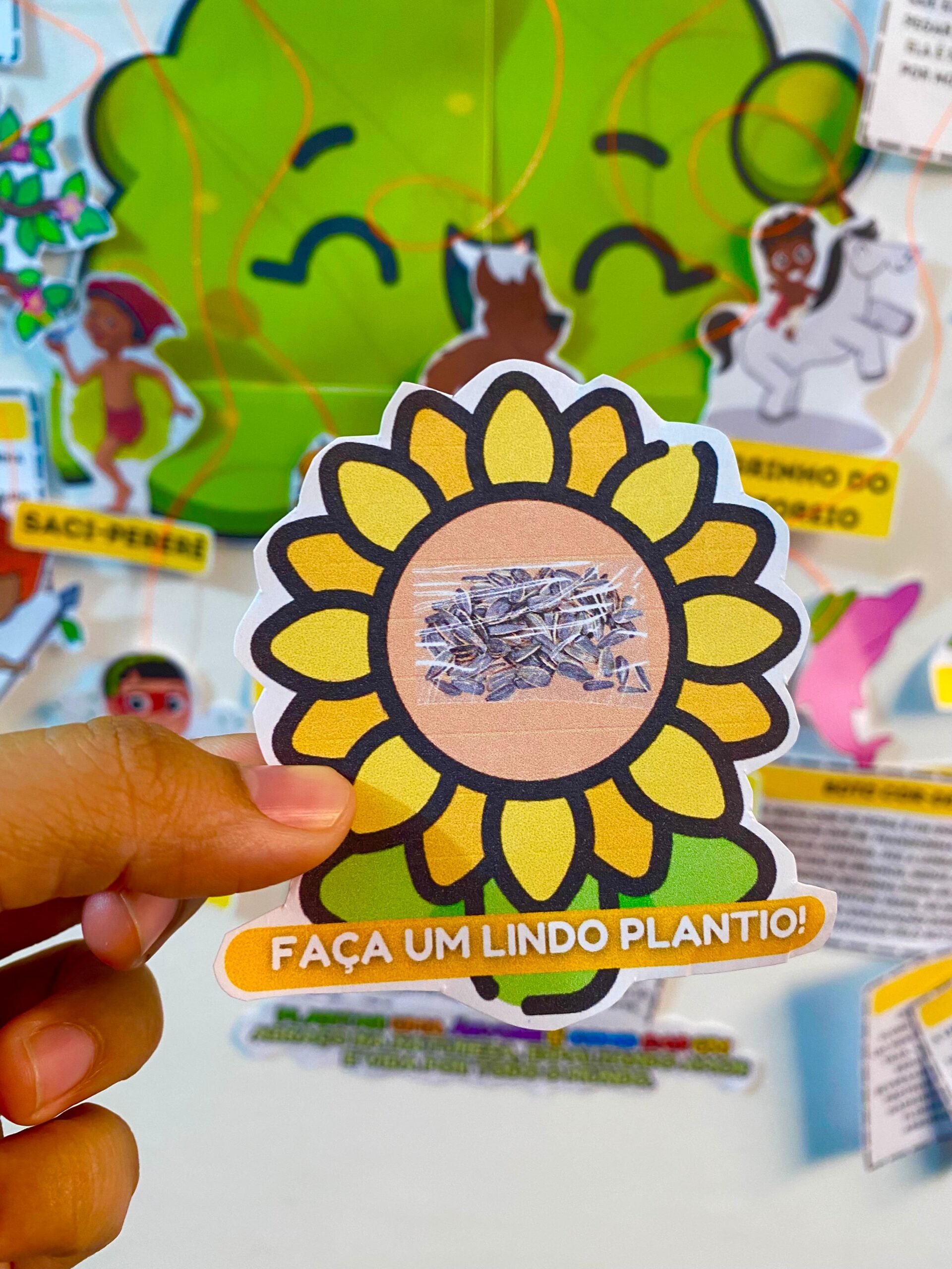 ÁRVORE FOLCLÓRICA: LENDAS DO FOLCLORE BRASILEIRO 🌳✨+ATIVIDADE FAÇA UM LINDO PLANTIO 🍎🌻🌲 - Imagem 2