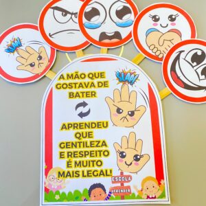 Historinha da A MÃO QUE GOSTAVA DE BATER - Aprendeu que Gentileza e Respeito É Muito Mais Legal!