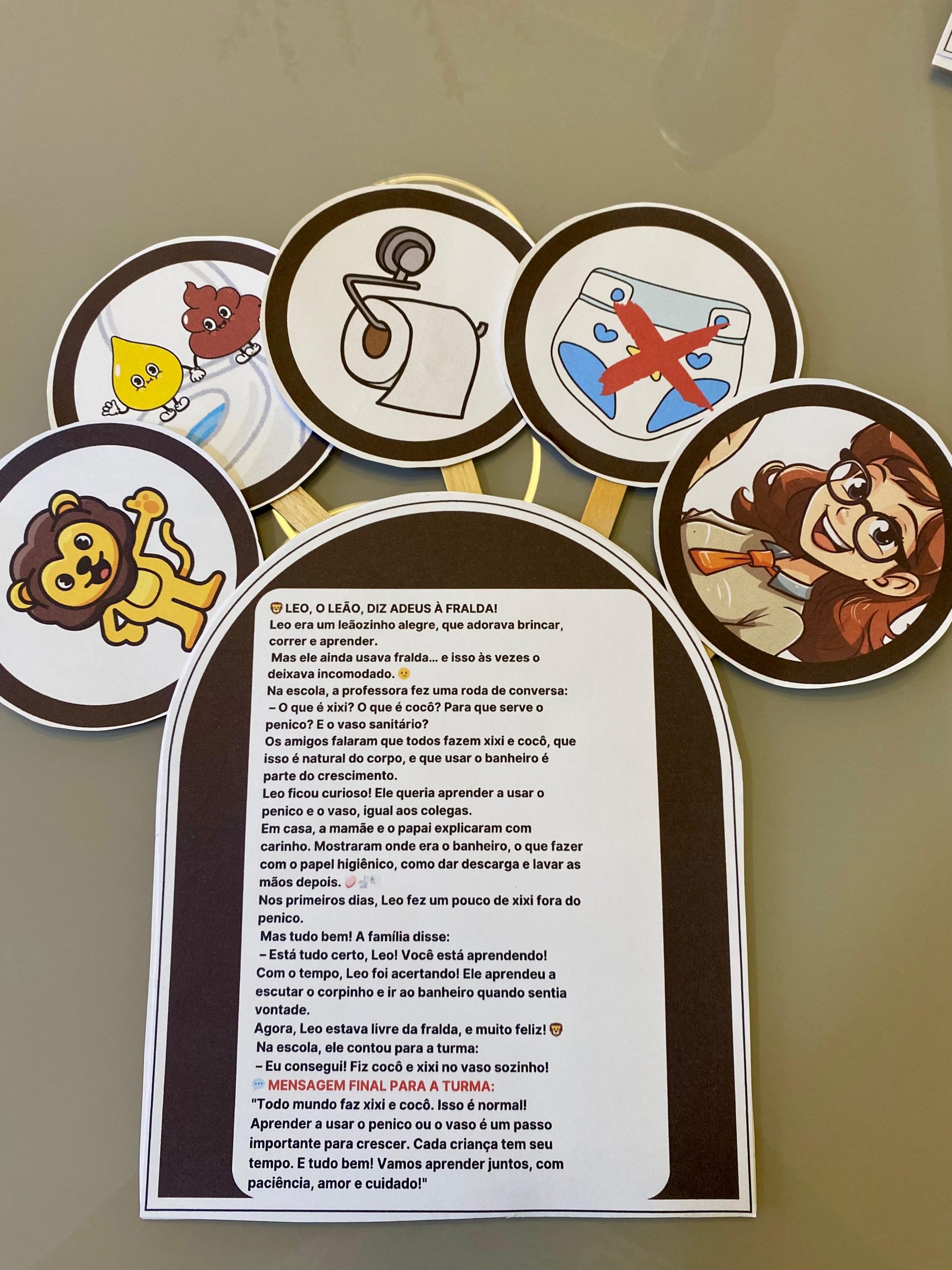 Historinha LÉO DESCOBRE QUE DESFRALDAR É LEGAL! 🦁🚽 - Imagem 2