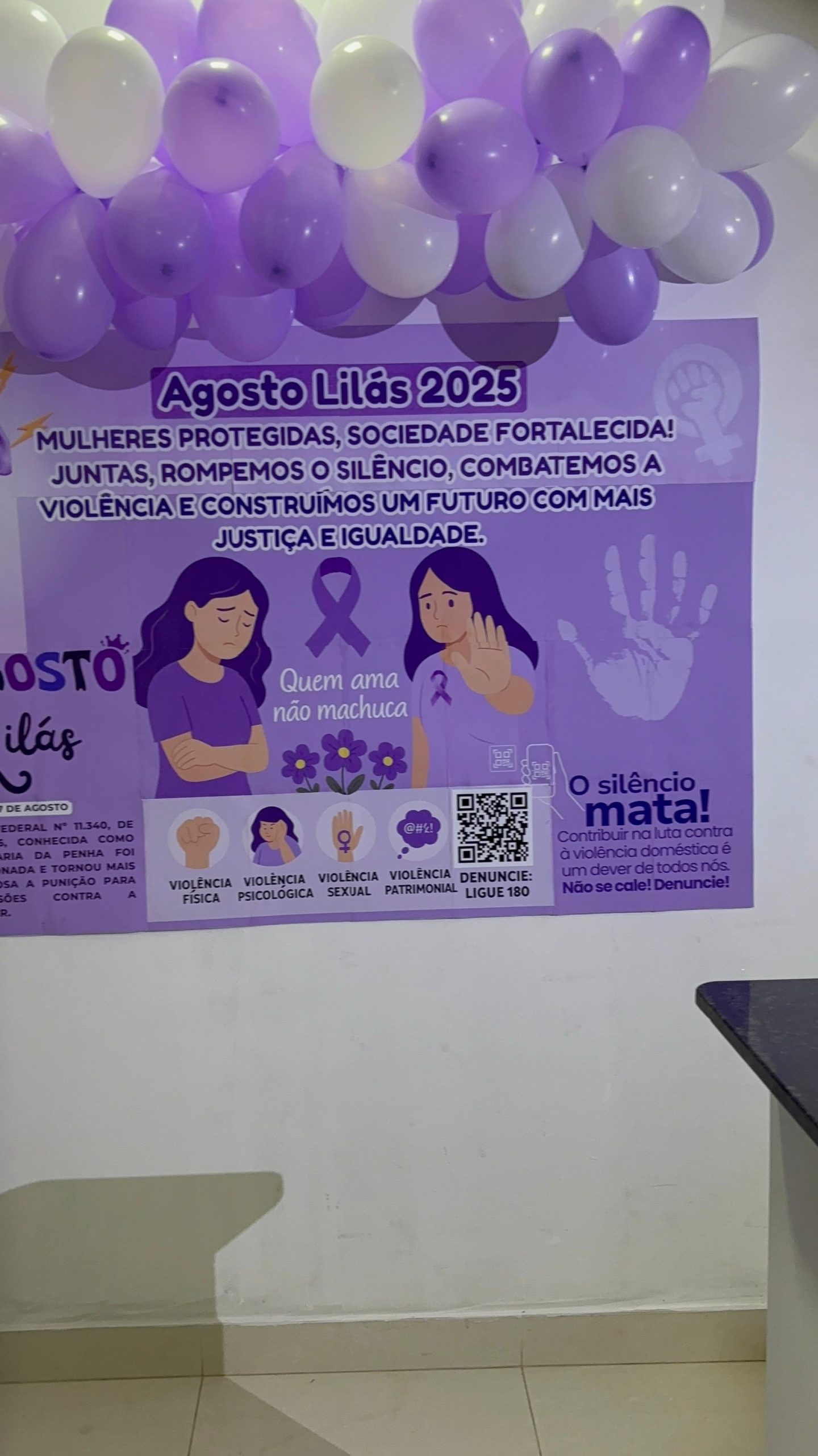 PAINEL AGOSTO LILÁS + TAGS DE LEMBRANCINHAS - Imagem 7