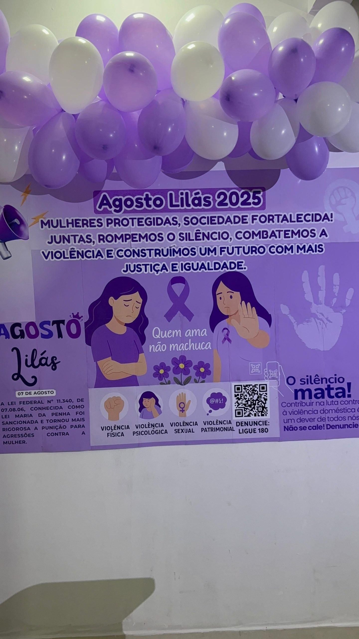 PAINEL AGOSTO LILÁS + TAGS DE LEMBRANCINHAS - Imagem 5