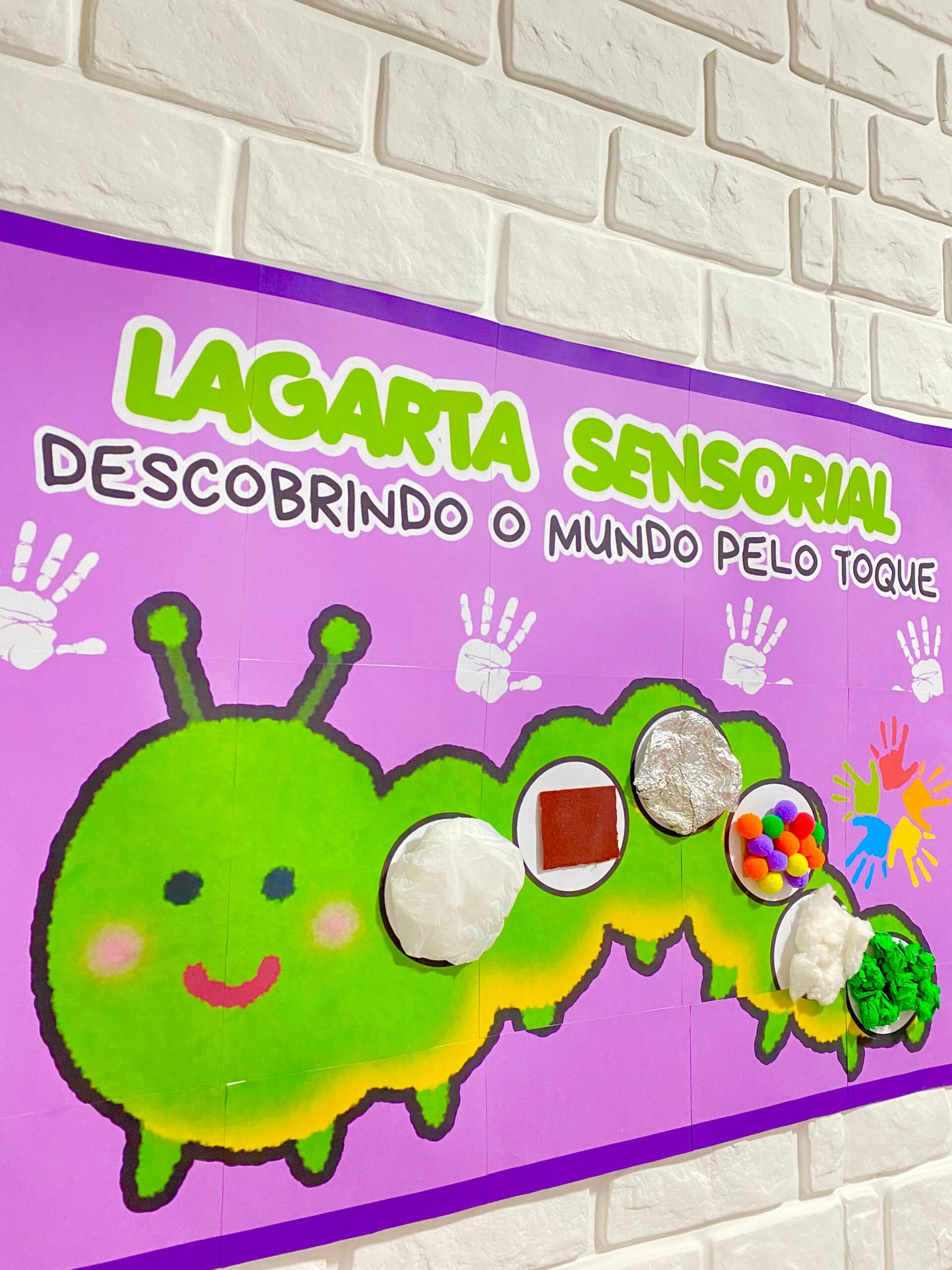 Lagarta Sensorial – Descobrindo o Mundo pelo Toque