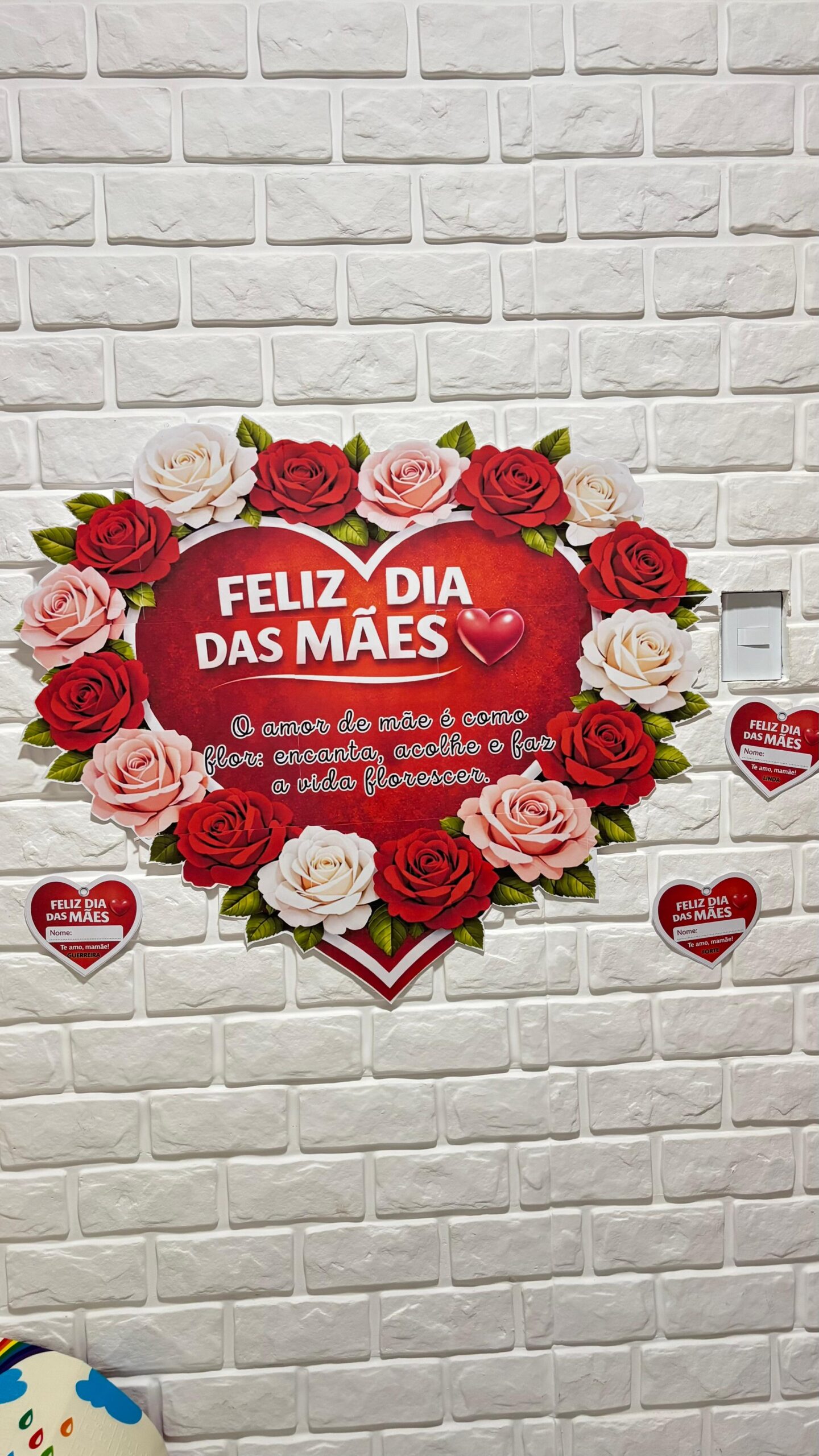 KIT ENCANTO DIA DAS MÃES Painel + Apresentação + Lembrancinha - Imagem 9
